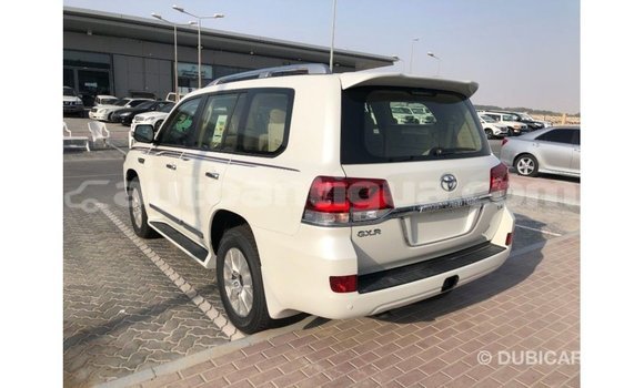 Buy Import Toyota Land Cruiser White Car in Import - Dubai in Antigua Buy Import Toyota Land Cruiser White Car in Import - Dubai in Antigua