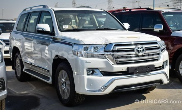 Buy Import Toyota Land Cruiser White Car in Import - Dubai in Antigua Buy Import Toyota Land Cruiser White Car in Import - Dubai in Antigua