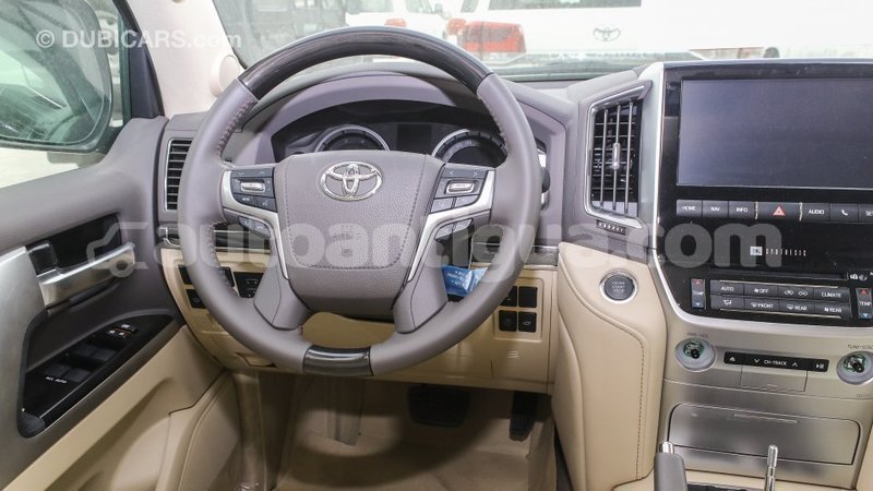Big with watermark toyota land cruiser antigua import dubai 2666