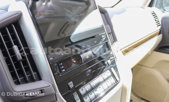 Buy Import Toyota Land Cruiser White Car in Import - Dubai in Antigua Buy Import Toyota Land Cruiser White Car in Import - Dubai in Antigua