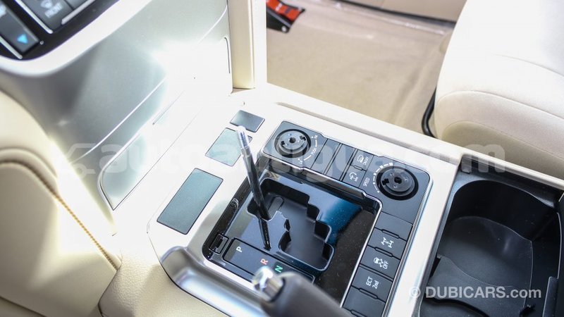 Big with watermark toyota land cruiser antigua import dubai 2667