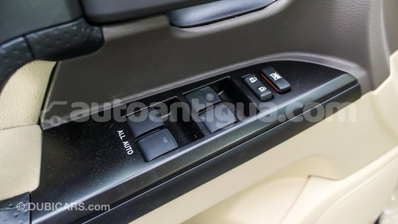 Big with watermark toyota land cruiser antigua import dubai 2667
