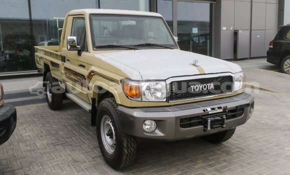 Buy Import Toyota Land Cruiser Beige Car in Import - Dubai in Antigua Buy Import Toyota Land Cruiser Beige Car in Import - Dubai in Antigua
