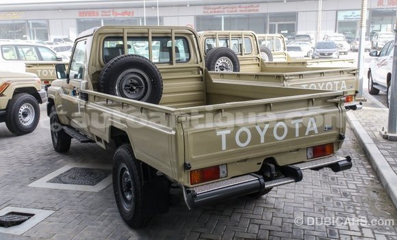 Buy Import Toyota Land Cruiser Beige Car in Import - Dubai in Antigua Buy Import Toyota Land Cruiser Beige Car in Import - Dubai in Antigua