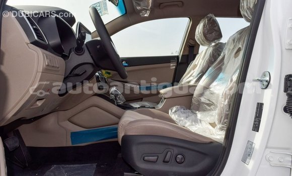Buy Import Hyundai Tucson White Car in Import - Dubai in Antigua Buy Import Hyundai Tucson White Car in Import - Dubai in Antigua