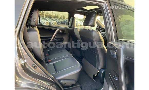 Buy Import Toyota HiAce Other Truck in Import - Dubai in Antigua Buy Import Toyota HiAce Other Truck in Import - Dubai in Antigua