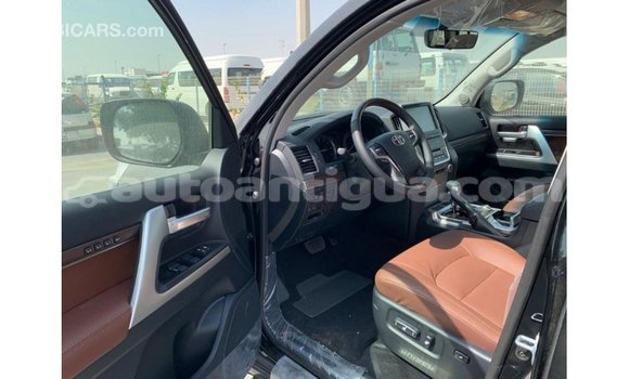 Buy Import Toyota Land Cruiser Black Car in Import - Dubai in Antigua Buy Import Toyota Land Cruiser Black Car in Import - Dubai in Antigua