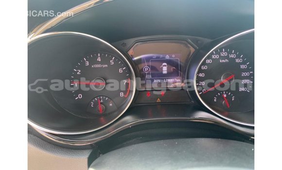 Buy Import Kia Carnival White Car in Import - Dubai in Antigua Buy Import Kia Carnival White Car in Import - Dubai in Antigua