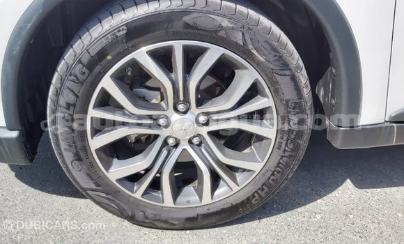 Buy Import Mitsubishi Outlander White Car in Import - Dubai in Antigua Buy Import Mitsubishi Outlander White Car in Import - Dubai in Antigua