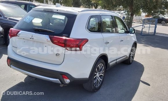 Buy Import Mitsubishi Outlander White Car in Import - Dubai in Antigua Buy Import Mitsubishi Outlander White Car in Import - Dubai in Antigua