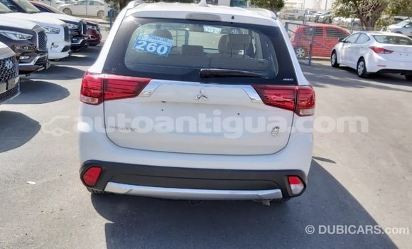 Buy Import Mitsubishi Outlander White Car in Import - Dubai in Antigua Buy Import Mitsubishi Outlander White Car in Import - Dubai in Antigua