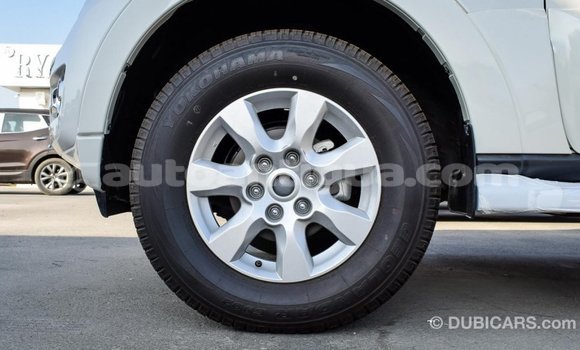 Buy Import Mitsubishi Pajero White Car in Import - Dubai in Antigua