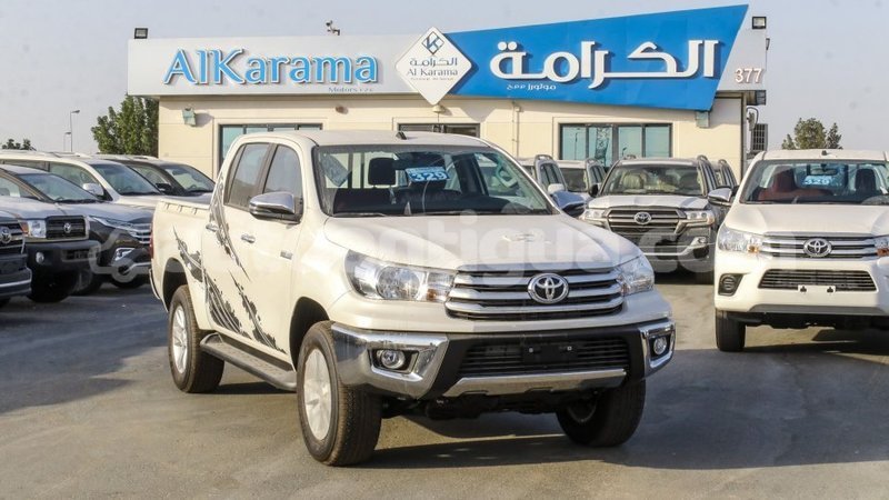 Big with watermark toyota hilux antigua import dubai 2714