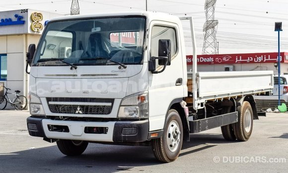 Buy Import Mitsubishi L400 White Truck in Import - Dubai in Antigua