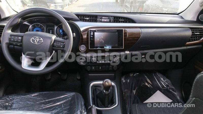 Big with watermark toyota hilux antigua import dubai 2715