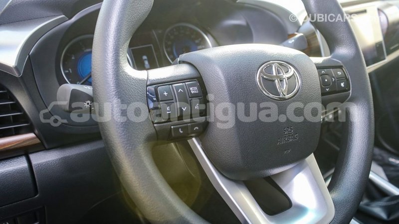 Big with watermark toyota hilux antigua import dubai 2715