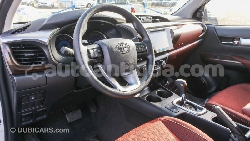 Big with watermark toyota hilux antigua import dubai 2716