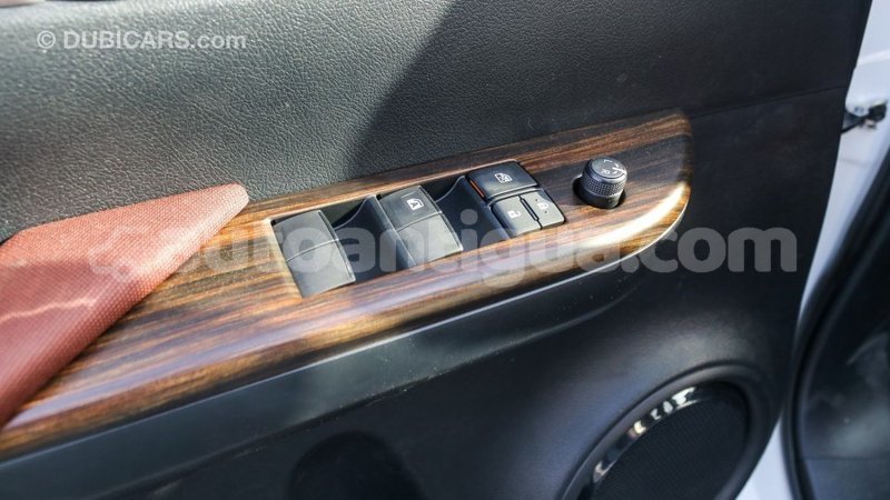 Big with watermark toyota hilux antigua import dubai 2716