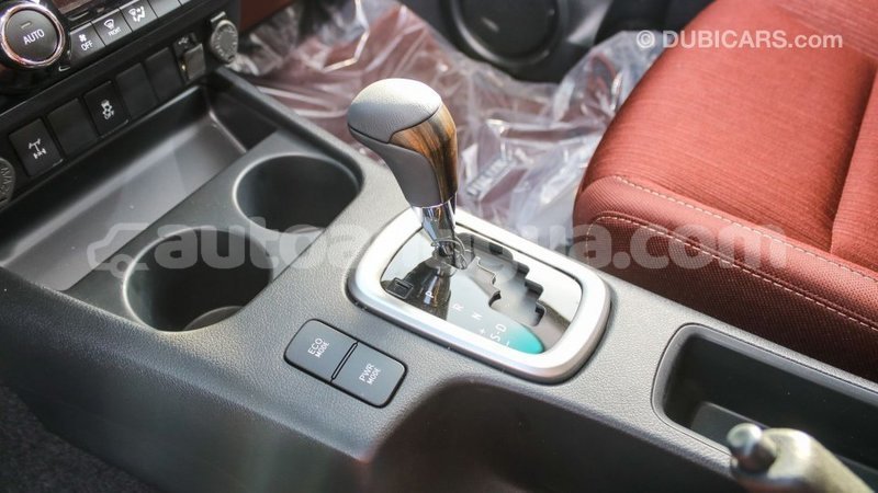 Big with watermark toyota hilux antigua import dubai 2716