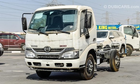Buy Import Hino 300 Series White Truck in Import - Dubai in Antigua Buy Import Hino 300 Series White Truck in Import - Dubai in Antigua