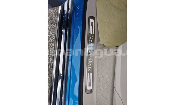 Buy Import Mercedes-Benz 190 (W201) Blue Car in Import - Dubai in Antigua Buy Import Mercedes-Benz 190 (W201) Blue Car in Import - Dubai in Antigua