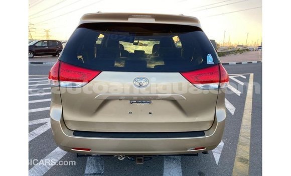 Buy Import Toyota Sienna Other Car in Import - Dubai in Antigua Buy Import Toyota Sienna Other Car in Import - Dubai in Antigua