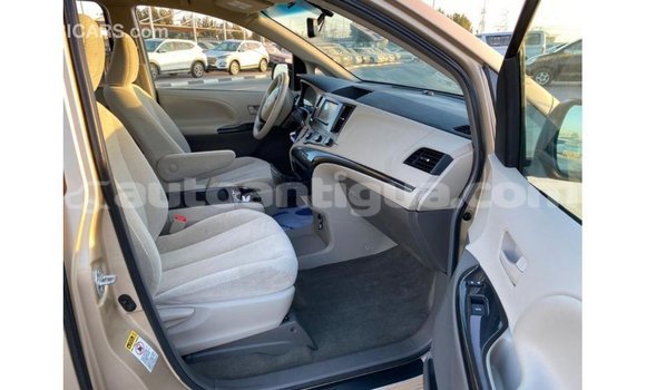 Buy Import Toyota Sienna Other Car in Import - Dubai in Antigua Buy Import Toyota Sienna Other Car in Import - Dubai in Antigua