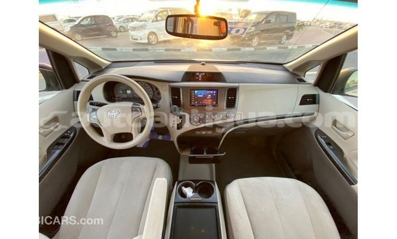Buy Import Toyota Sienna Other Car in Import - Dubai in Antigua Buy Import Toyota Sienna Other Car in Import - Dubai in Antigua