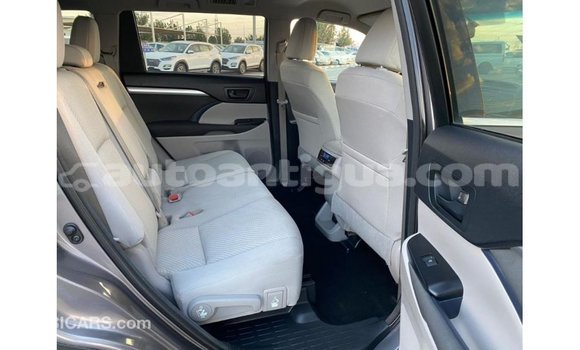 Buy Import Toyota Highlander Other Car in Import - Dubai in Antigua Buy Import Toyota Highlander Other Car in Import - Dubai in Antigua