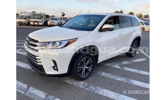 Buy Import Toyota Highlander White Car in Import - Dubai in Antigua Buy Import Toyota Highlander White Car in Import - Dubai in Antigua