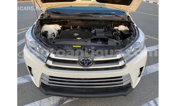 Buy Import Toyota Highlander White Car in Import - Dubai in Antigua Buy Import Toyota Highlander White Car in Import - Dubai in Antigua