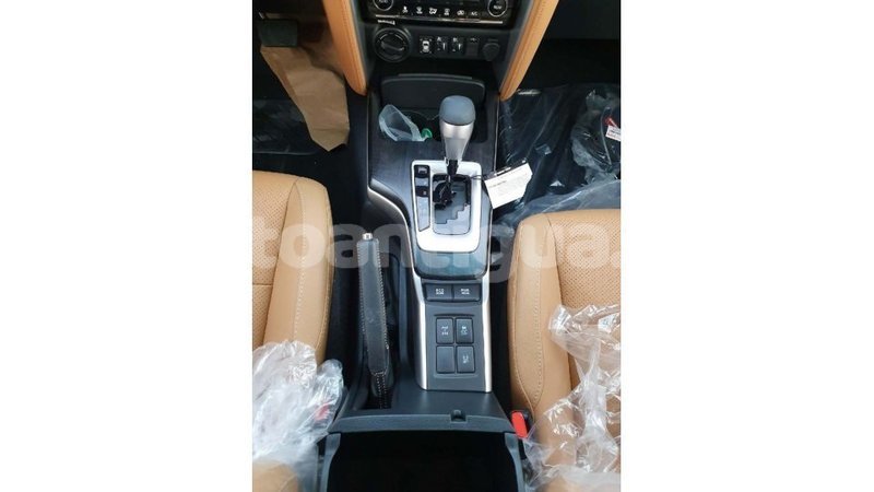 Big with watermark toyota fortuner antigua import dubai 2755