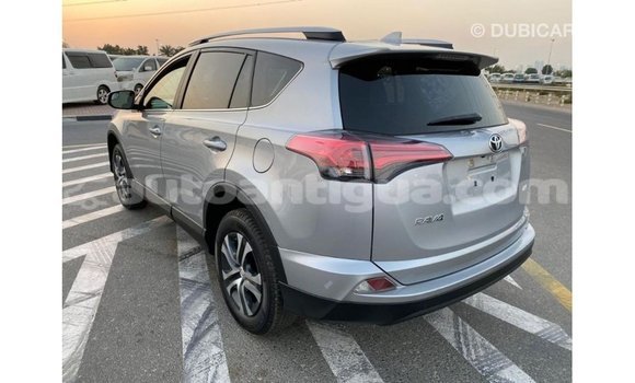 Buy Import Toyota HiAce Other Truck in Import - Dubai in Antigua Buy Import Toyota HiAce Other Truck in Import - Dubai in Antigua