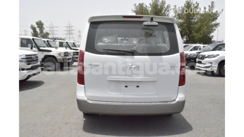 Big with watermark hyundai accent antigua import dubai 2770
