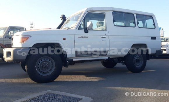 Buy Import Toyota Land Cruiser White Car in Import - Dubai in Antigua Buy Import Toyota Land Cruiser White Car in Import - Dubai in Antigua