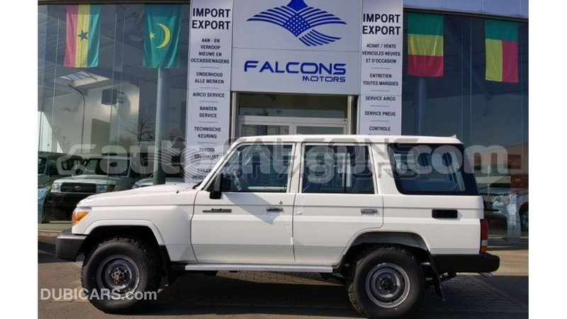 Big with watermark toyota land cruiser antigua import dubai 2776