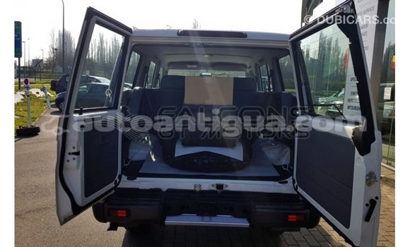 Buy Import Toyota Land Cruiser White Car in Import - Dubai in Antigua Buy Import Toyota Land Cruiser White Car in Import - Dubai in Antigua
