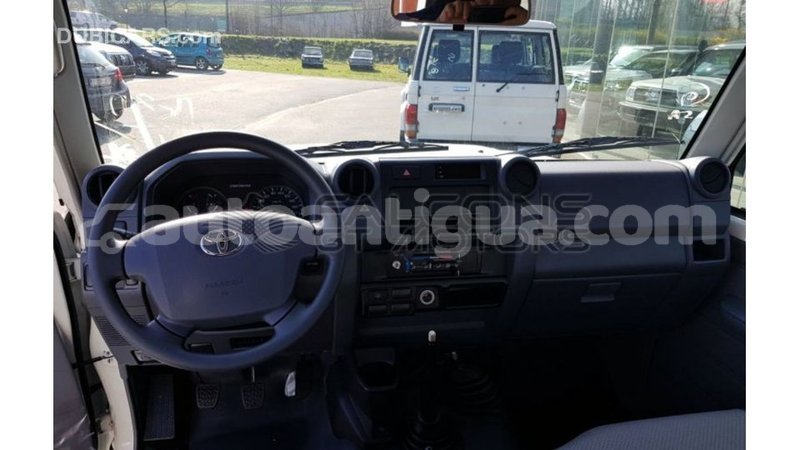 Big with watermark toyota land cruiser antigua import dubai 2776