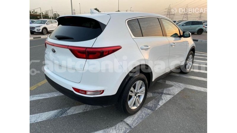 Big with watermark kia sportage antigua import dubai 2782