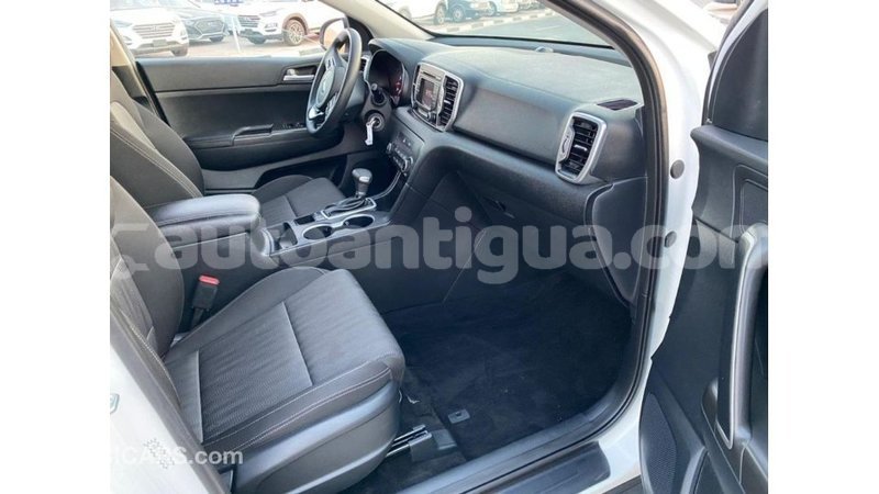 Big with watermark kia sportage antigua import dubai 2782