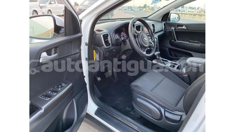 Big with watermark kia sportage antigua import dubai 2782