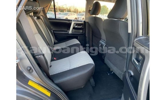 Buy Import Toyota HiAce Other Truck in Import - Dubai in Antigua Buy Import Toyota HiAce Other Truck in Import - Dubai in Antigua