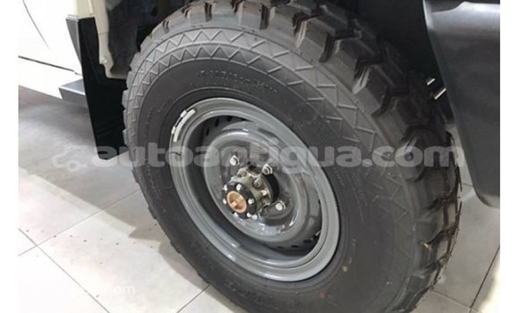 Buy Import Toyota Land Cruiser White Car in Import - Dubai in Antigua Buy Import Toyota Land Cruiser White Car in Import - Dubai in Antigua