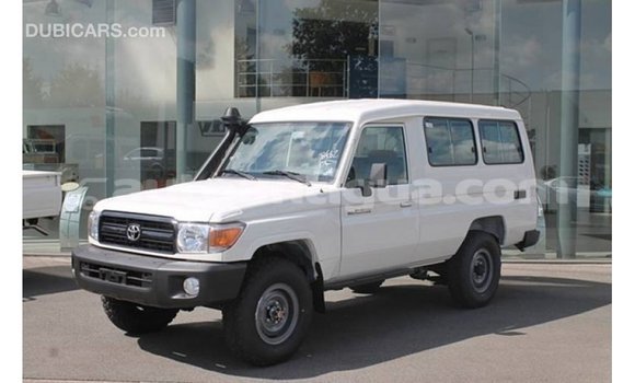 Buy Import Toyota Land Cruiser White Car in Import - Dubai in Antigua Buy Import Toyota Land Cruiser White Car in Import - Dubai in Antigua