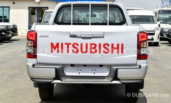 Buy Import Mitsubishi L200 White Car in Import - Dubai in Antigua Buy Import Mitsubishi L200 White Car in Import - Dubai in Antigua