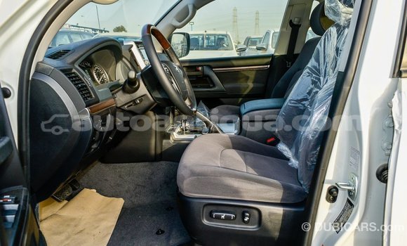 Buy Import Toyota Land Cruiser White Car in Import - Dubai in Antigua Buy Import Toyota Land Cruiser White Car in Import - Dubai in Antigua
