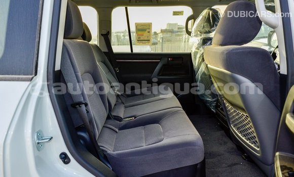 Buy Import Toyota Land Cruiser White Car in Import - Dubai in Antigua Buy Import Toyota Land Cruiser White Car in Import - Dubai in Antigua