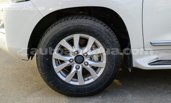 Buy Import Toyota Land Cruiser White Car in Import - Dubai in Antigua Buy Import Toyota Land Cruiser White Car in Import - Dubai in Antigua