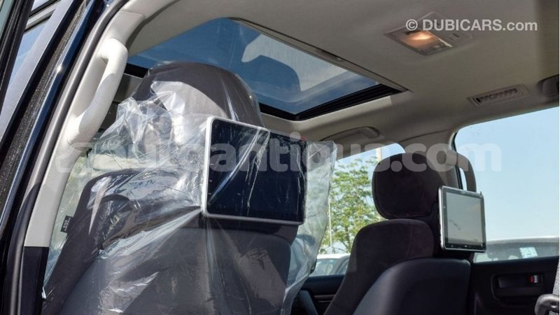 Big with watermark toyota land cruiser antigua import dubai 2817