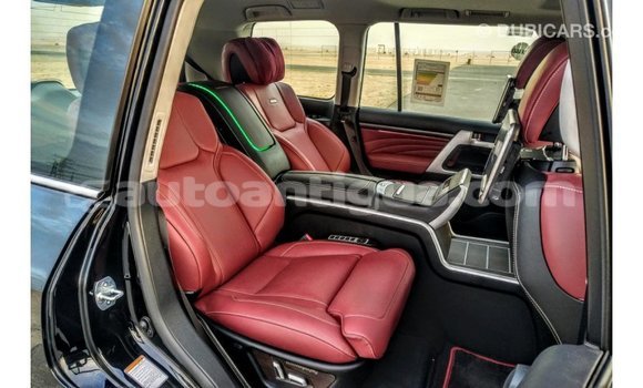 Buy Import Toyota Land Cruiser Black Car in Import - Dubai in Antigua Buy Import Toyota Land Cruiser Black Car in Import - Dubai in Antigua